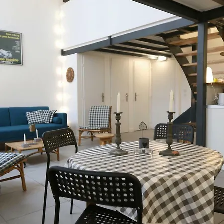 Apartment Luckey Homes - Place Voltaire Lyon